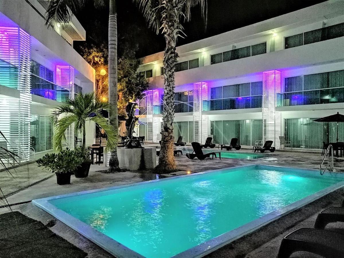 Hotel Los Cocos Chetumal Zewnętrze zdjęcie